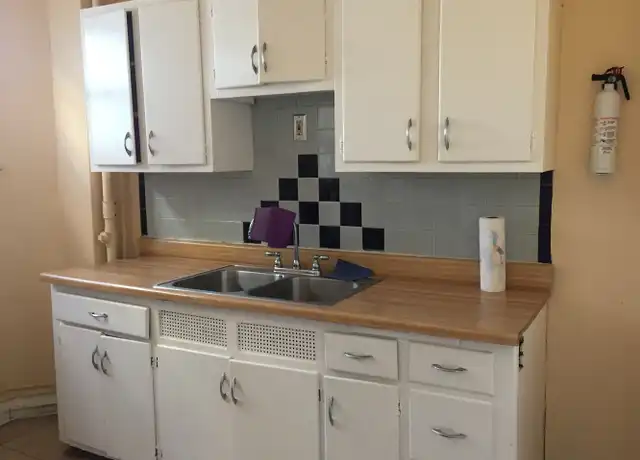 Property at 5703 N 16th St Unit 2nd floor, Philadelphia, PA, 19141, 2 beds, 1 bath, [object Object]