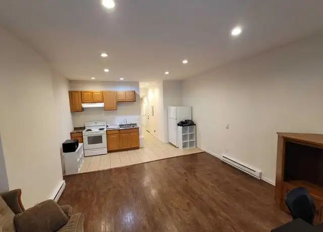 Property at 416 Clinton Ave Unit C, Albany, NY, 12206, 2 beds, 1 bath, [object Object]