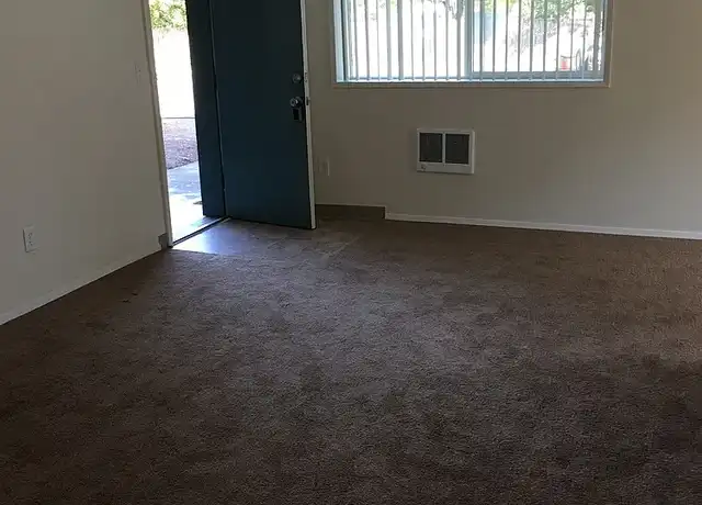 Property at View North Apartments. VN - 17838 NE Multnomah Dr, Portland, OR, 97230, 2 beds, 1 bath, [object Object]