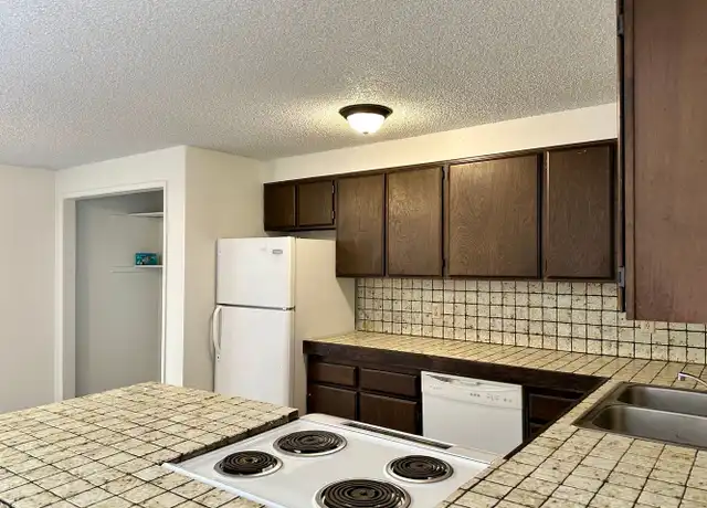 Property at 1835 Dawn Ct, Klamath Falls, OR, 97603, 3 beds, 1 bath, [object Object]