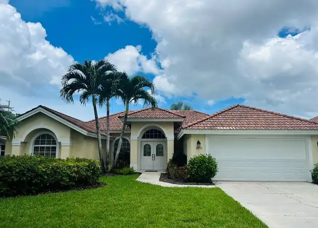Property at 1031 Tivoli Ln, Naples, FL, 34104, 4 beds, 3 baths, [object Object]