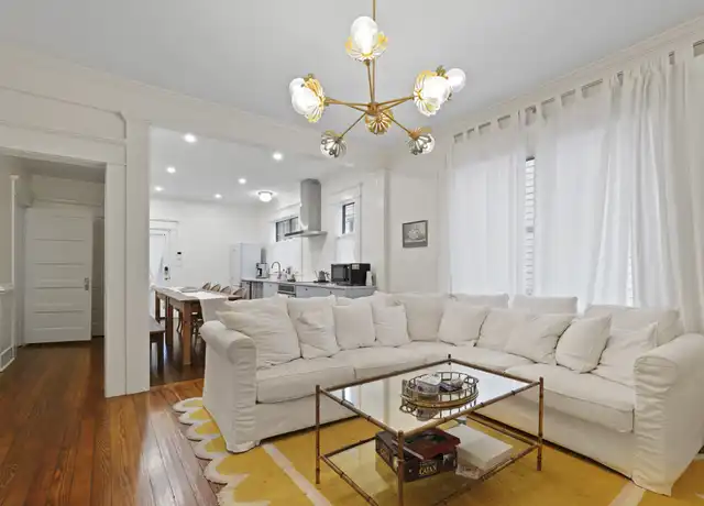 Property at 211 W 40th St, Savannah, GA, 31401, 3 beds, 1 bath, [object Object]