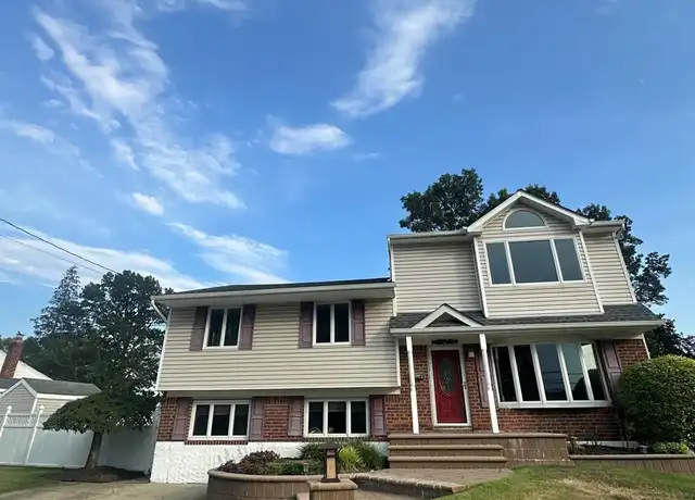 Property at 25 Cumberland Rd, Jericho, NY, 11753, 4 beds, 3 baths, [object Object]