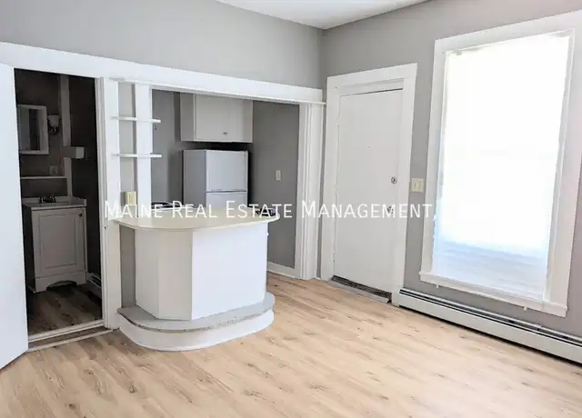 Property at 378 Hammond St Unit 3, Bangor, ME, 04401, 0 beds, 1 bath, [object Object]