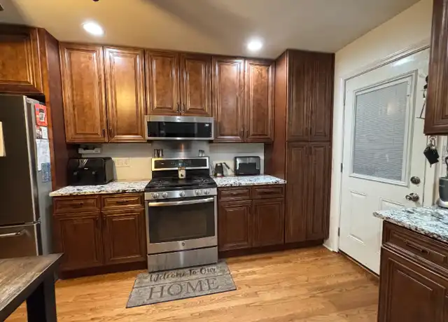 Property at 1544 Forest Ave, River Forest, IL, 60305, 2 beds, 1.5 baths, [object Object]