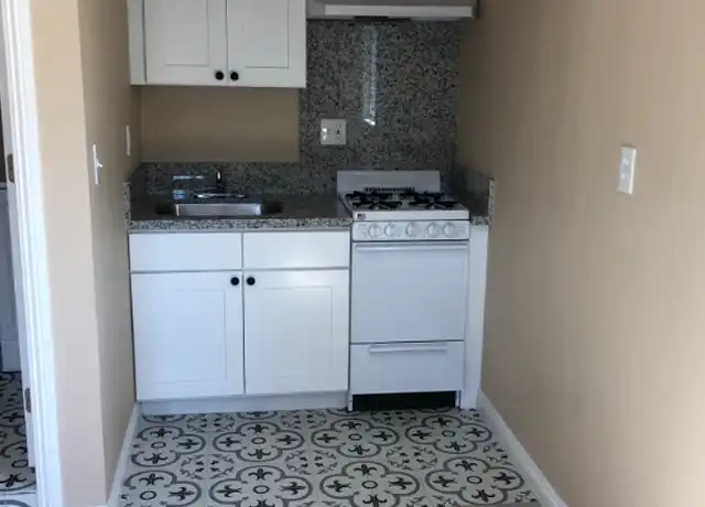 Property at 932 Highland St, Santa Ana, CA, 92703, 0 beds, 1 bath, [object Object]