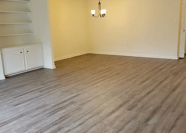 Property at 220 N President Ave Unit WI110A5, Lancaster, PA, 17603, 2 beds, 2 baths, [object Object]