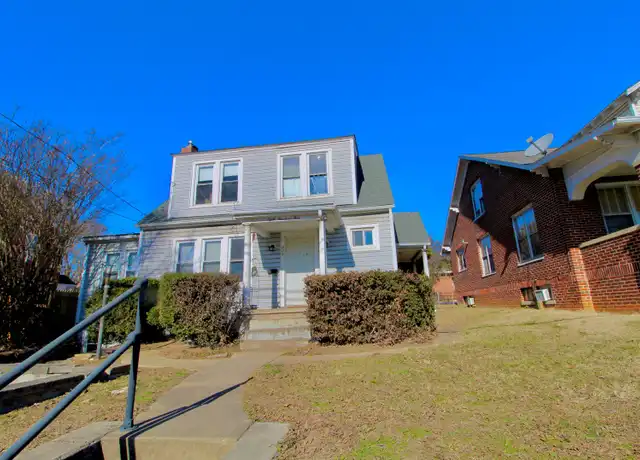 Property at 805 S High St, Harrisonburg, VA, 22801, 4 beds, 2 baths, [object Object]