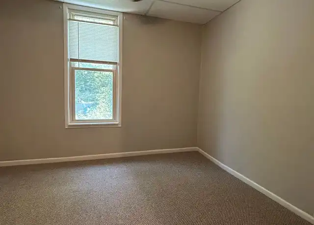 Property at 312 Western Ave Apt 2, Connersville, IN, 47331, 1 bed, 1 bath, [object Object]
