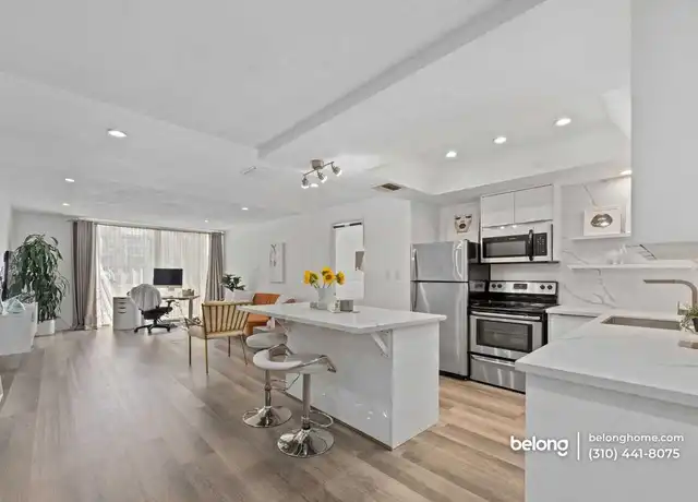 Property at 321 S San Vicente Blvd #101, Los Angeles, CA, 90048, 1 bed, 2 baths, [object Object]