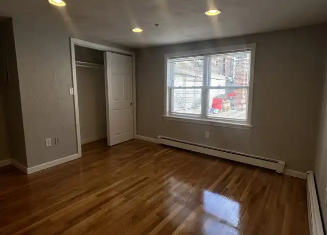 Property at 7 N Hanover Ct #1, Boston, MA, 02113, 1 bed, 1 bath, [object Object]