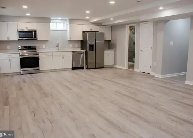 Property at 11681 Kingsmill Ct, Waldorf, MD, 20602, 1 bed, 1 bath, [object Object]