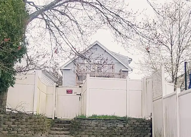 Property at 97 Seamans St Unit 2, Providence, RI, 02908, 1 bed, 1 bath, [object Object]