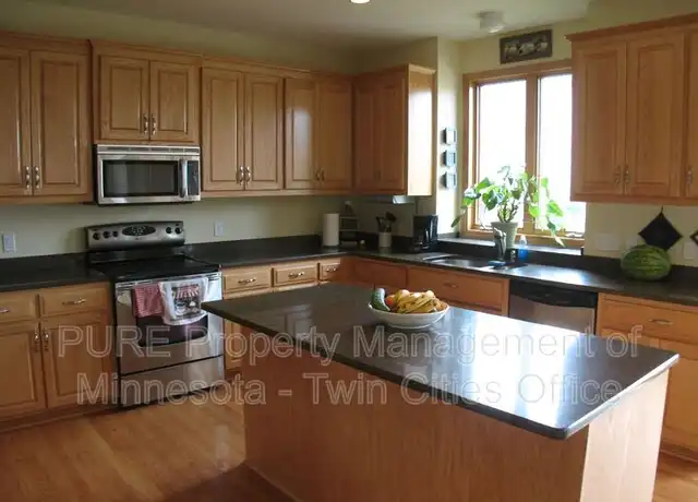 Property at 1331 Eagle Bluff Ct, Hastings, MN, 55033, 6 beds, 4 baths, [object Object]