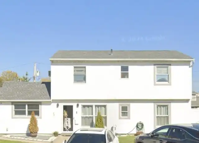 Property at 98 Farmedge Rd, Levittown, NY, 11756, 2 beds, 1 bath, [object Object]