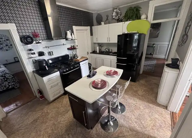 Property at 40 Arbutus St Unit 3, Boston, MA, 02124, 4 beds, 1 bath, [object Object]