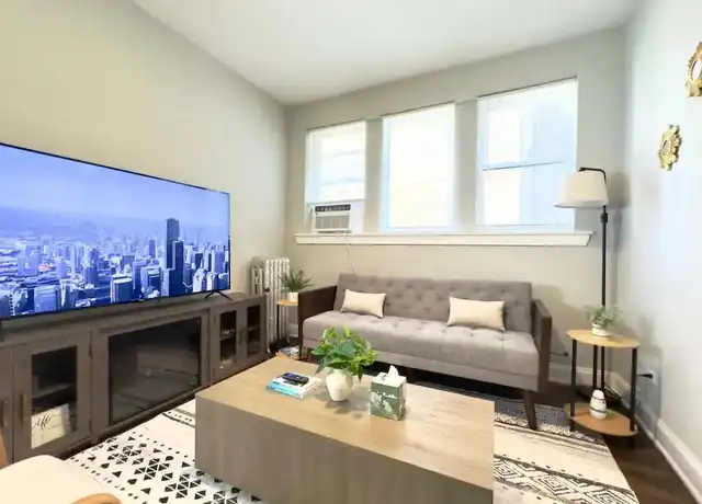 Property at 3349 W Sunnyside Ave, Chicago, IL, 60625, 1 bed, 1 bath, [object Object]