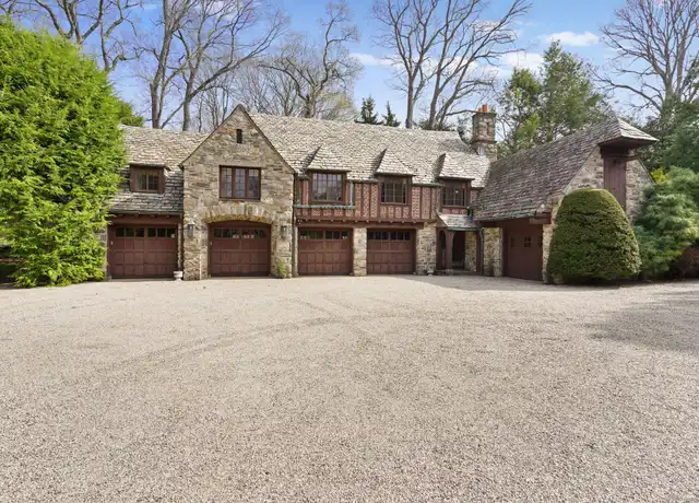 Property at 35 Dogwood Ln, Westport, CT, 06880, 2 beds, 1 bath, [object Object]