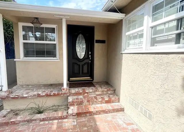 Property at 1121 9th St, Manhattan Beach, CA, 90266, 2 beds, 1 bath, [object Object]