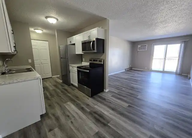 Property at 3015 S 17th St Unit 211, Grand Forks, ND, 58201, 2 beds, 1 bath, [object Object]