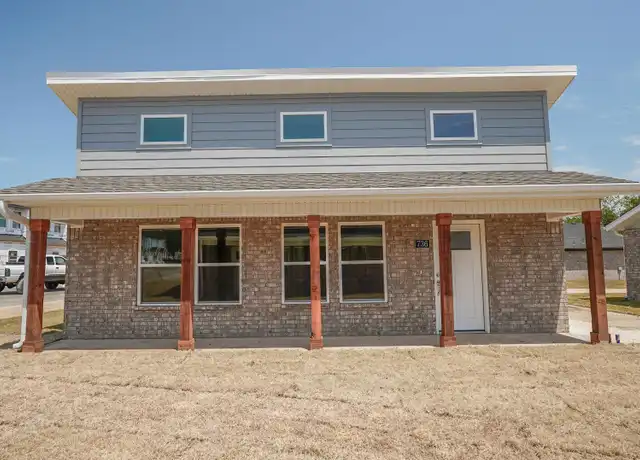 Property at 736 N Honey Locust Bnd, Fayetteville, AR, 72704, 2 beds, 2 baths, [object Object]