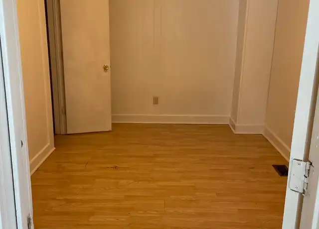Property at 2035 E William St, Decatur, IL, 62521, 2 beds, 1 bath, [object Object]