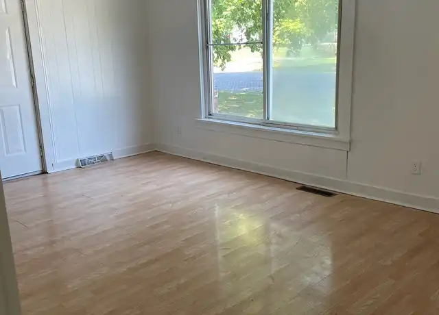 Property at 2035 E William St, Decatur, IL, 62521, 2 beds, 1 bath, [object Object]