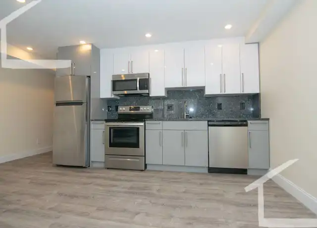 Property at 1030 Commonwealth Ave, Boston, MA, 02215, 2 beds, 2 baths, [object Object]