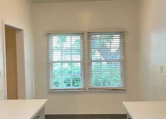 Property at 965 N Doheny Dr, West Hollywood, CA, 90069, 1 bed, 1 bath, [object Object]