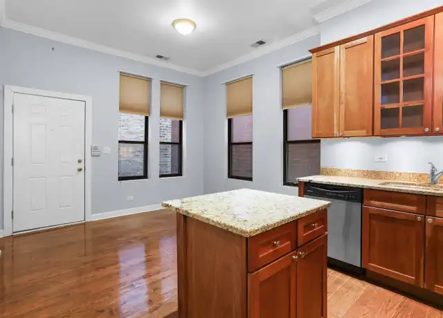 Property at 2672 N Halsted St Unit 3W, Chicago, IL, 60614, 2 beds, 1 bath, [object Object]