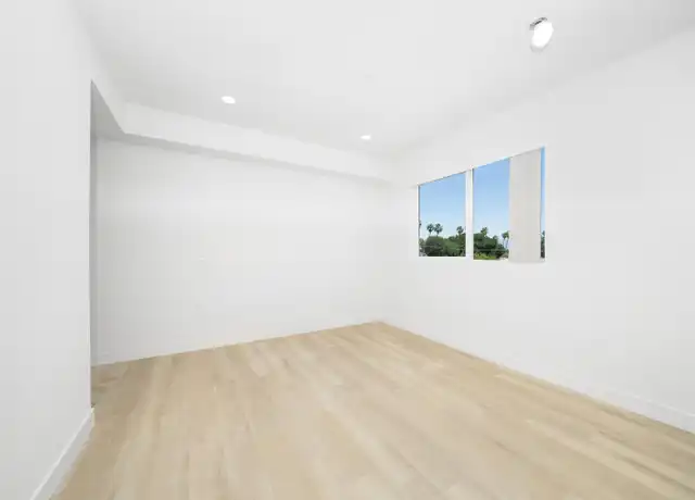 Property at 14825 Delano St Unit 405, Van Nuys, CA, 91411, 2 beds, 2 baths, [object Object]