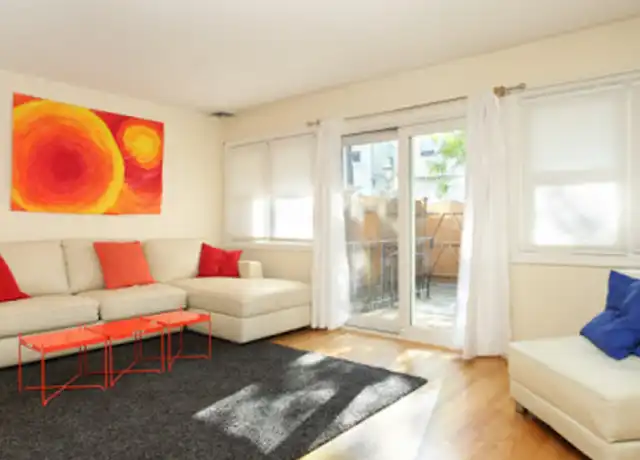 Property at 22 Austin St Unit 1 A, Charlestown, MA, 02129, 1 bed, 1 bath, [object Object]