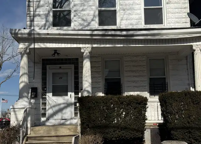 Property at 43 W 26th St Unit 1, Bayonne, NJ, 07002, 3 beds, 1 bath, [object Object]