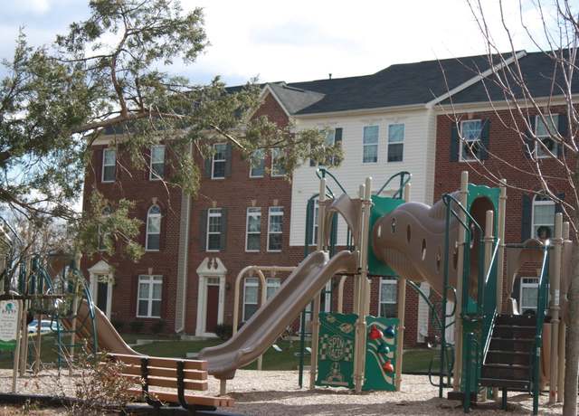 Photo of 42956 Miltec Ter, Chantilly, VA 20152