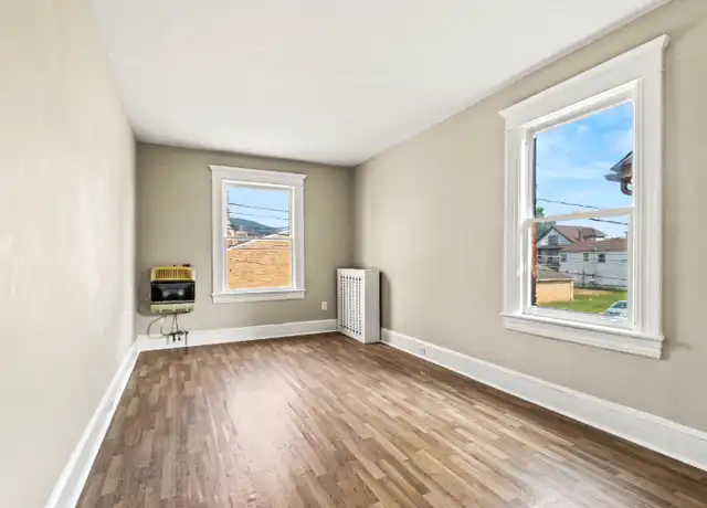 Property at 117 Susquehanna Ave Unit 2, Olyphant, PA, 18447, 2 beds, 1 bath, [object Object]