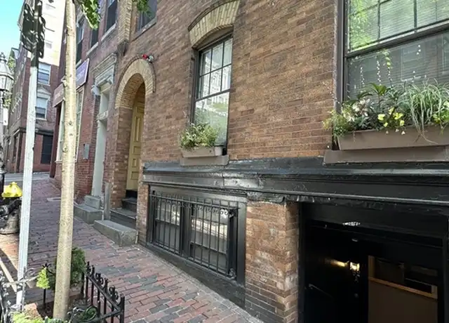 Property at 62 Phillips St, Boston, MA, 02114, 1 bed, 1 bath, [object Object]