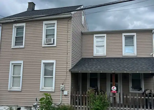 Property at 643 Avenue G, Columbia, PA, 17512, 3 beds, 1 bath, [object Object]