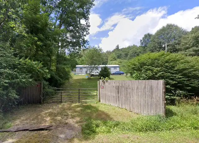 Property at 2138 Brown Creek Dr, Crossville, TN, 38571, 2 beds, 2 baths, [object Object]