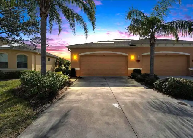 Property at 970 Pembroke Point Way Unit 970, Sun City Center, FL, 33573, 3 beds, 2 baths, [object Object]