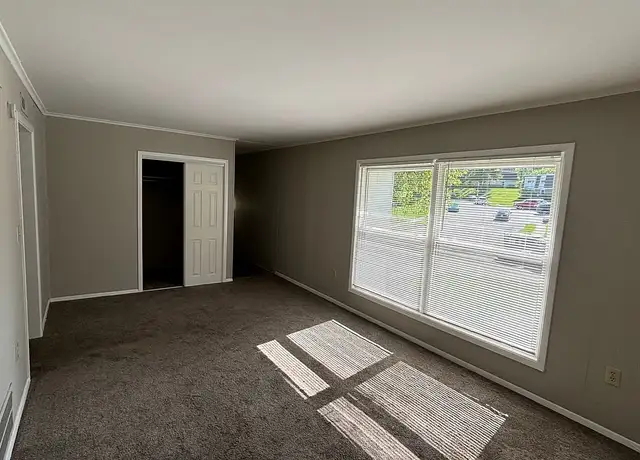 Photo of 433 Piedmont Cir, York, PA 17404