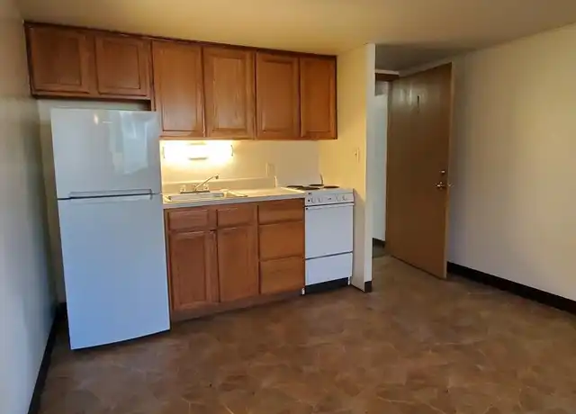 Property at 1116 19th Ave S Unit 1, Grand Forks, ND, 58201, 1 bed, 1 bath, [object Object]