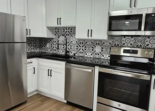 Property at PARKWEST APARTMENTS - 14400 E 14th St, San Leandro, CA, 94578, 1 bed, 1 bath, [object Object]