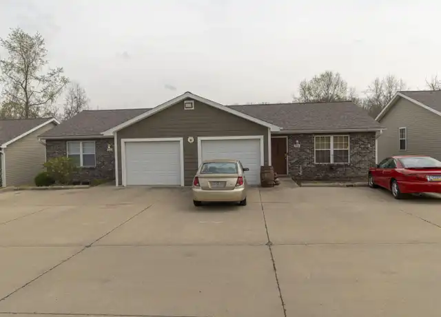 Property at 3402 E Saint Charles Rd, Columbia, MO, 65201, 3 beds, 2 baths, [object Object]