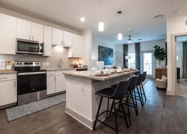 Property at The Levi - 10491 Gandy Blvd N, Saint Petersburg, FL, 33702, 1 bed, 1 bath, [object Object]