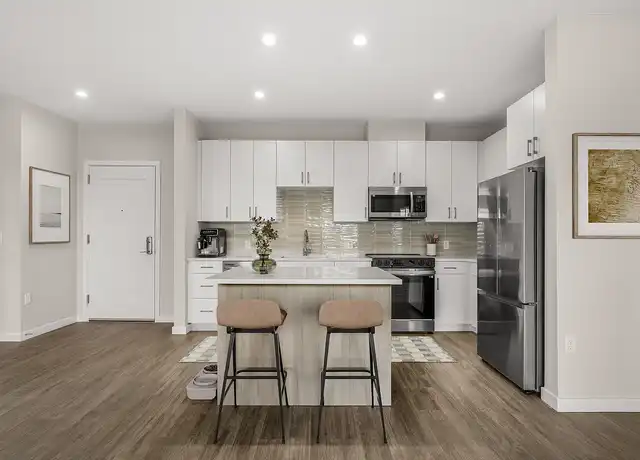 Property at Alta French Hill - 303 Lincoln St, Marlborough, MA, 01752, 1-2 bed, 1-2 bath, [object Object]