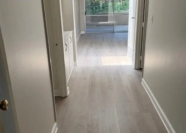 Property at 26851 Oak Branch Cir, Newhall, CA, 91321, 2 beds, 2 baths, [object Object]