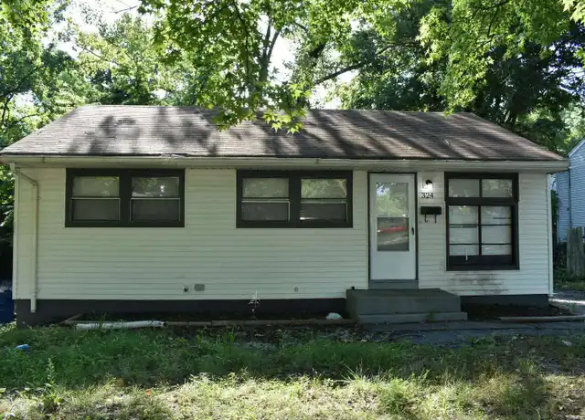 Property at 324 Cameron Rd, Saint Louis, MO, 63137, 4 beds, 1 bath, [object Object]