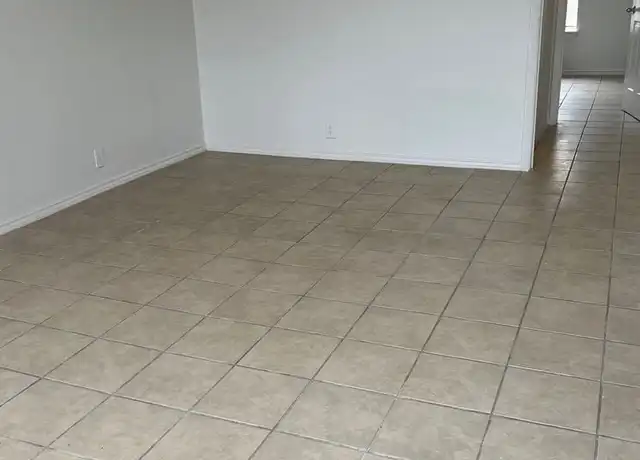 Property at 4624 Lafayette St Unit 219, Dallas, TX, 75204, 1 bed, 1 bath, [object Object]