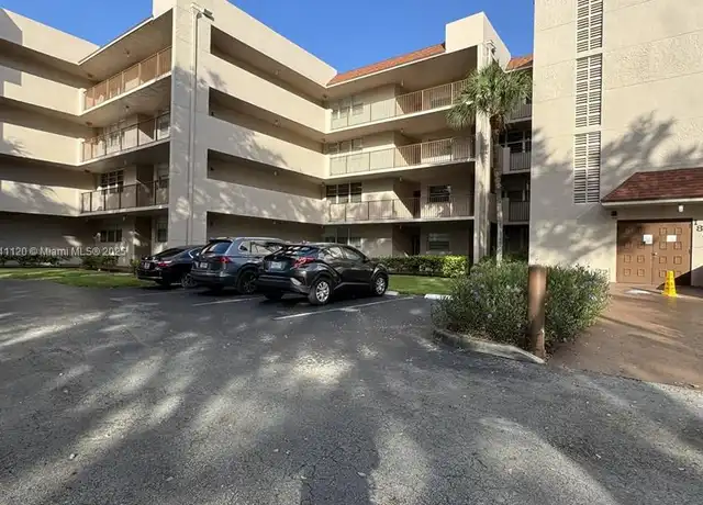 Property at 1811 Sabal Palm Dr #206, Davie, FL, 33324, 3 beds, 2 baths, [object Object]