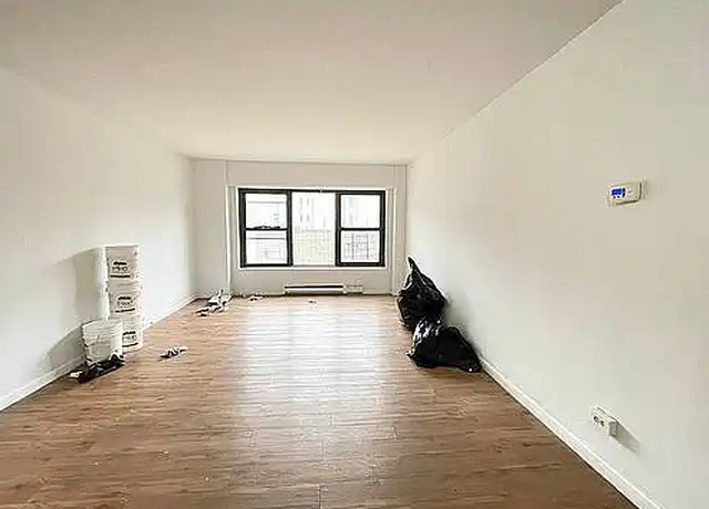 Property at 410 Saint Nicholas Ave Unit 5H, New York, NY, 10027, 3 beds, 1 bath, [object Object]